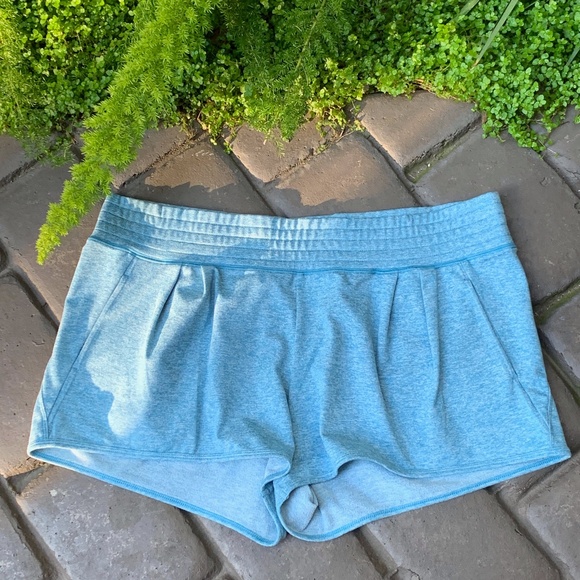 ZELLA Women's Shorts Size XL EUC Women's Size XL - Picture 1 of 4